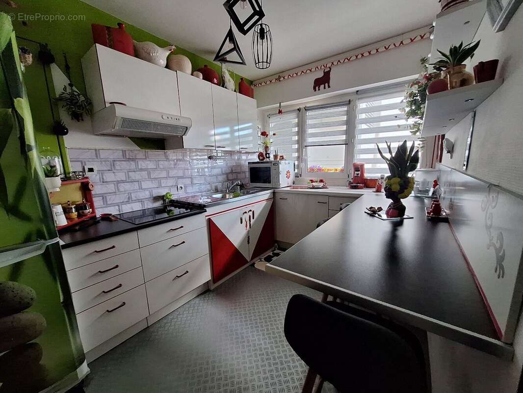 Appartement 1 m² à Cognac  - photo 2