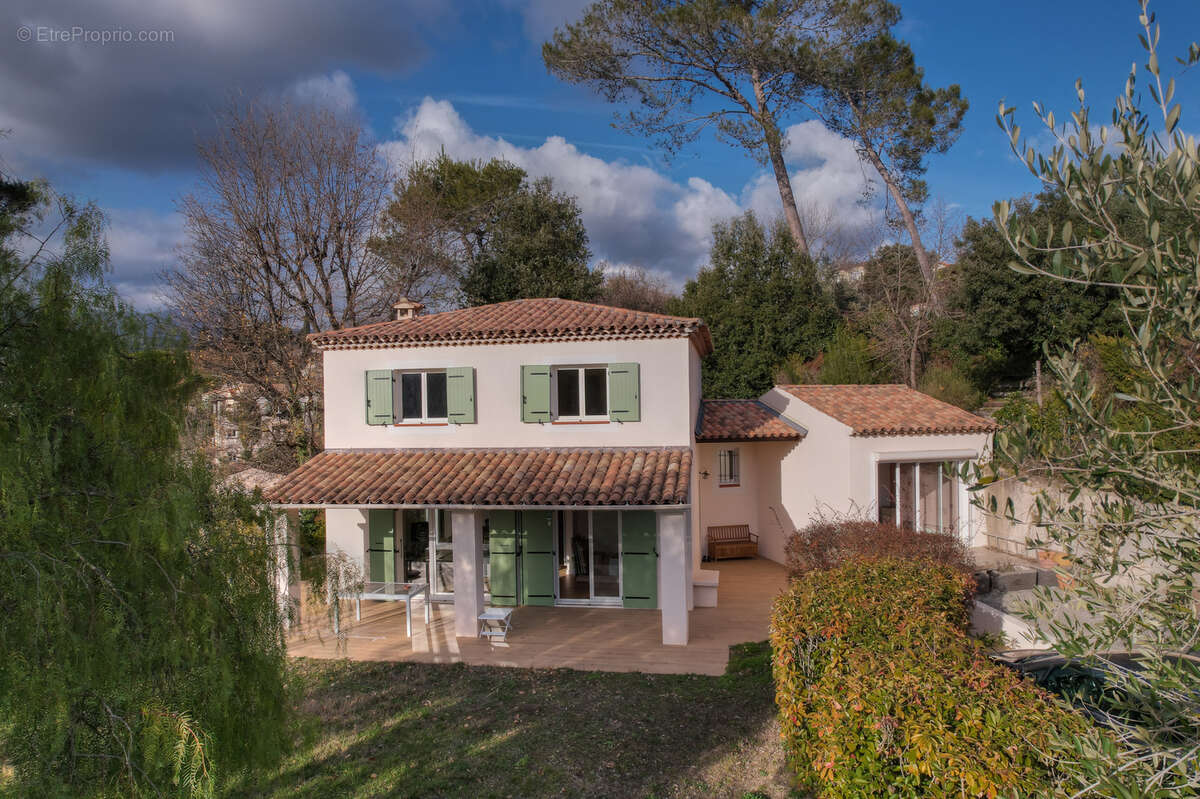 Maison à LA COLLE-SUR-LOUP
