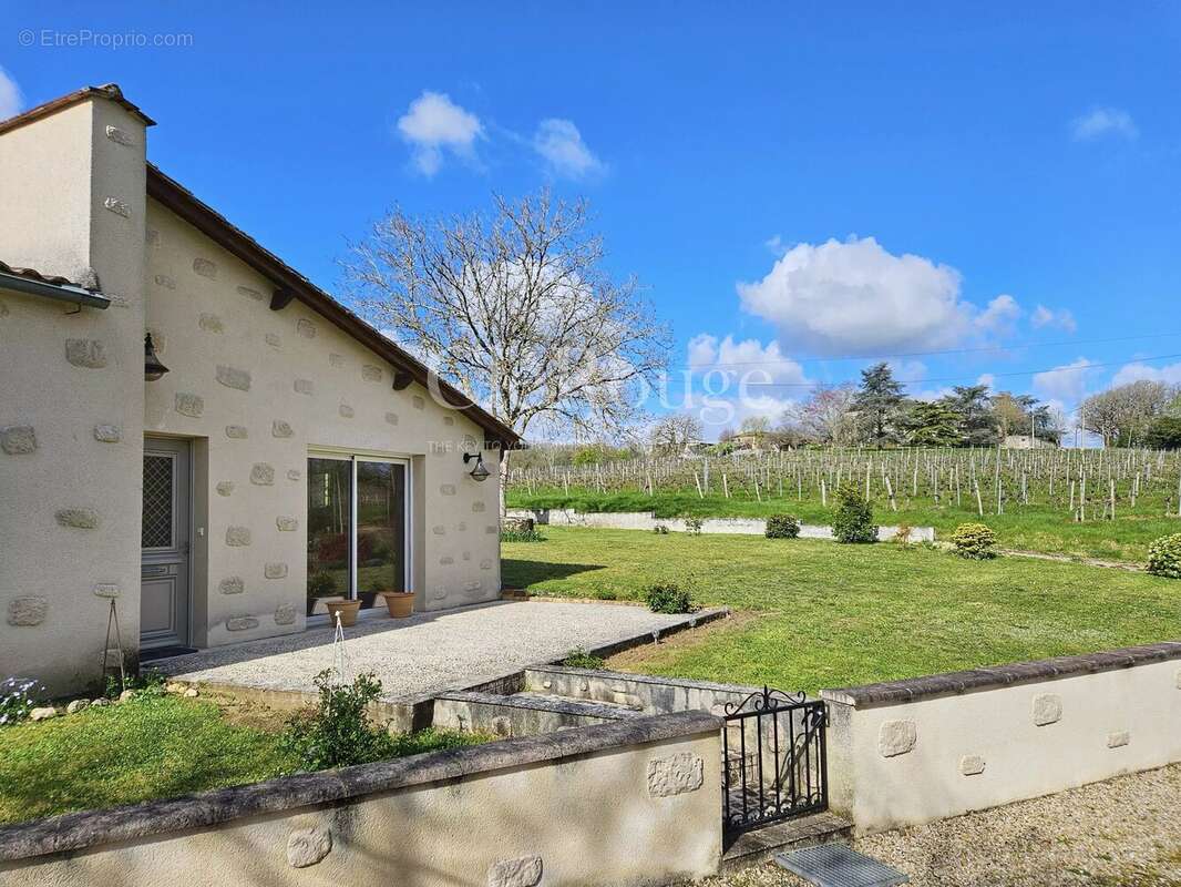 Maison à GENSAC