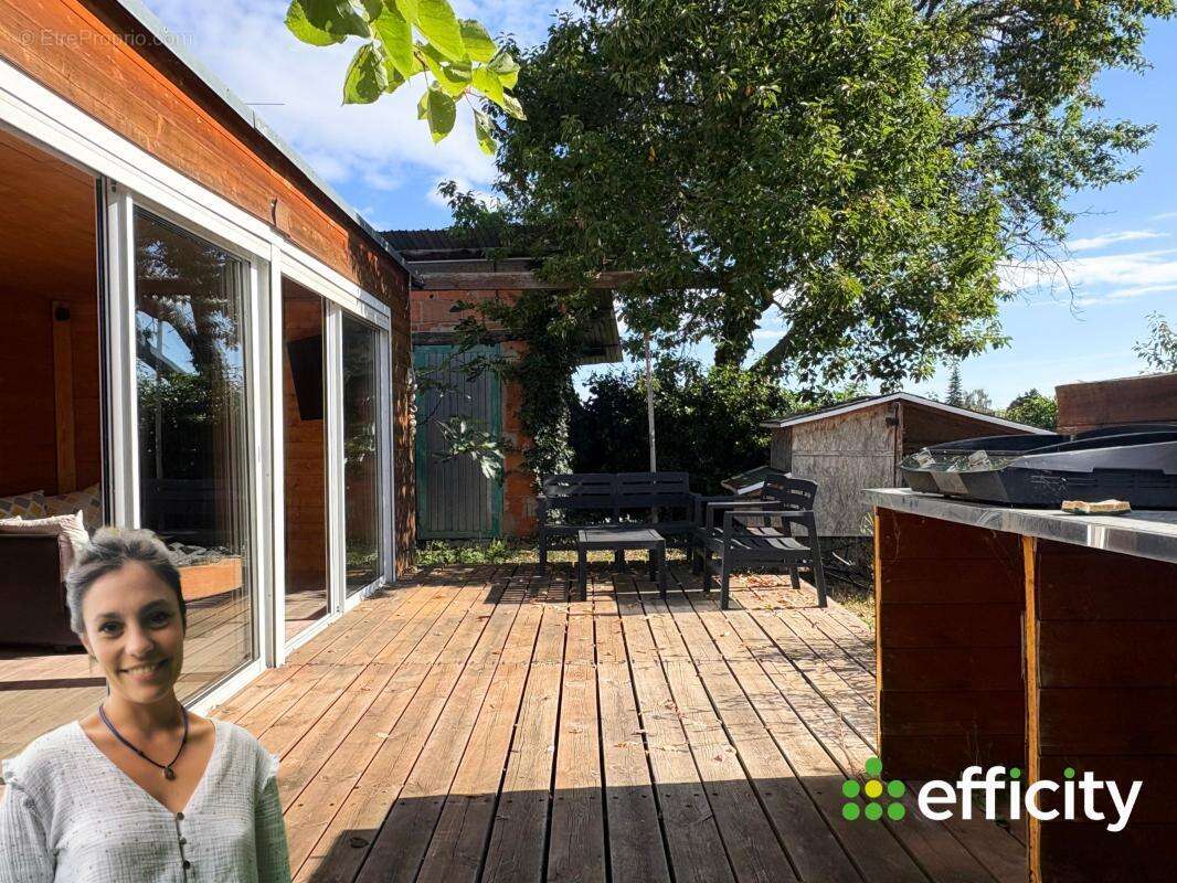 Maison 208 m² à Montbrison  - photo 6