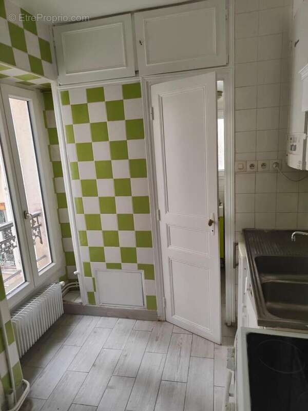 Photo 5 - Appartement à PARIS-18E