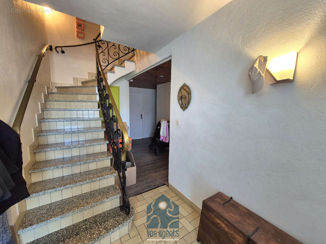 Maison 6 pièces avec garage, terrasse et jardin - photo 14