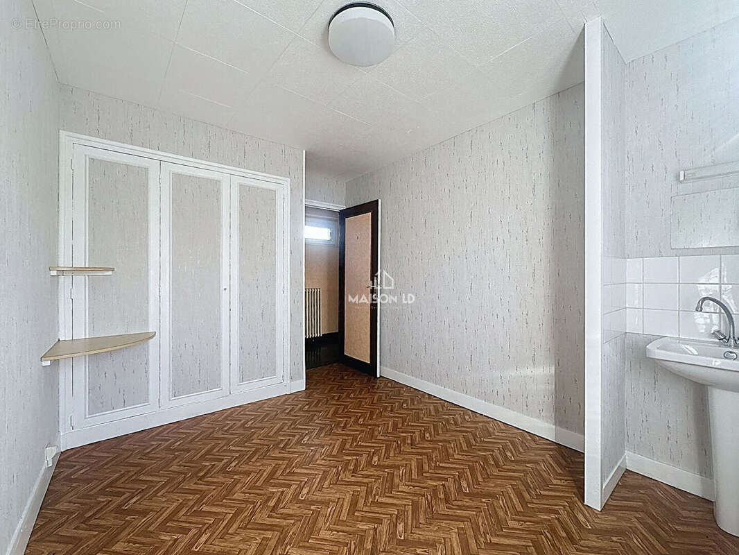 Maison à PONT-HEBERT