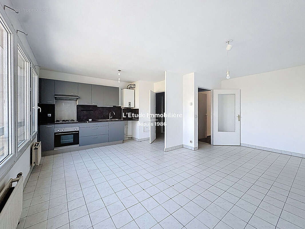 Appartement à LYON-4E