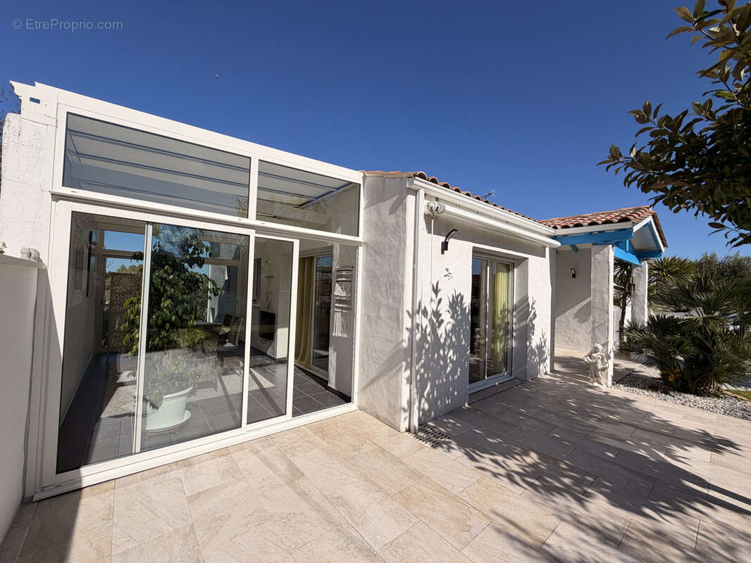 Maison à MESCHERS-SUR-GIRONDE