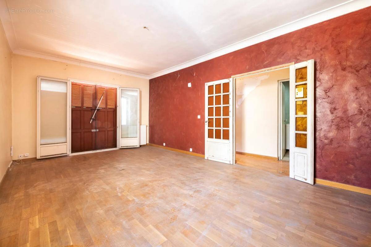 Appartement à MARSEILLE-16E