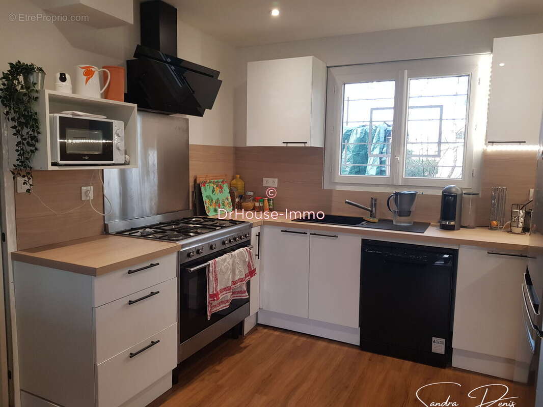 Maison 75 m² à Targon  - photo 4