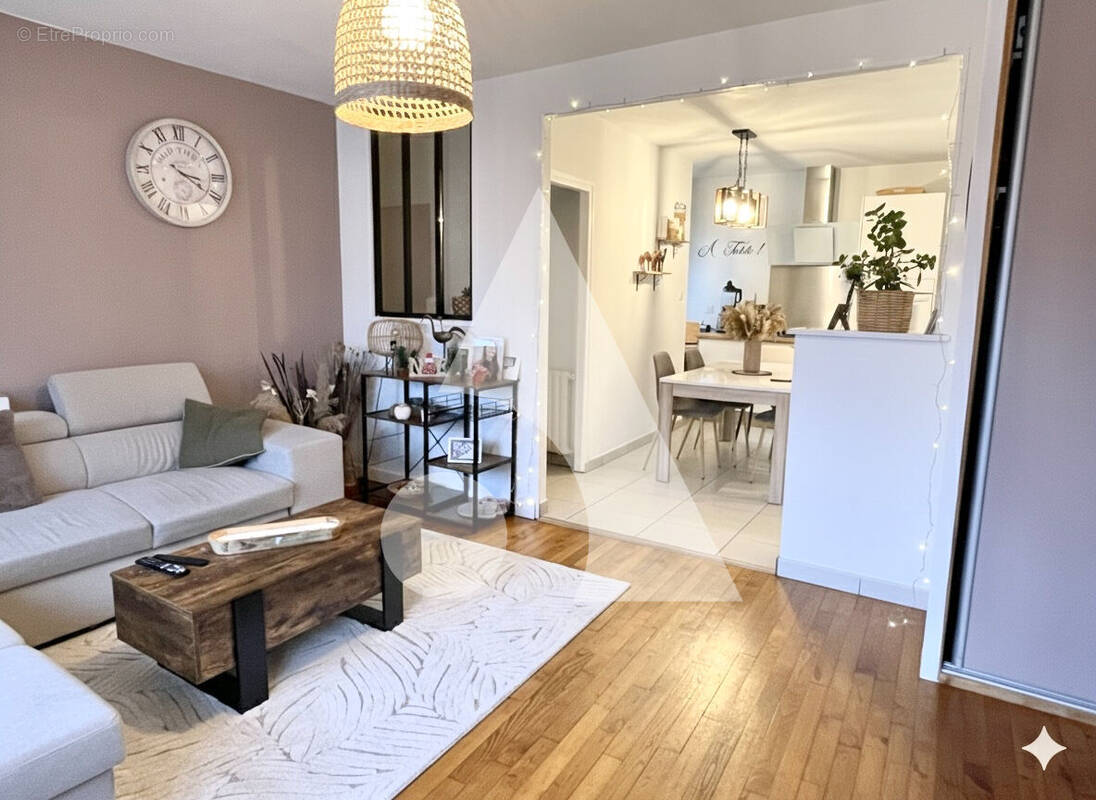 Appartement à LAMBALLE