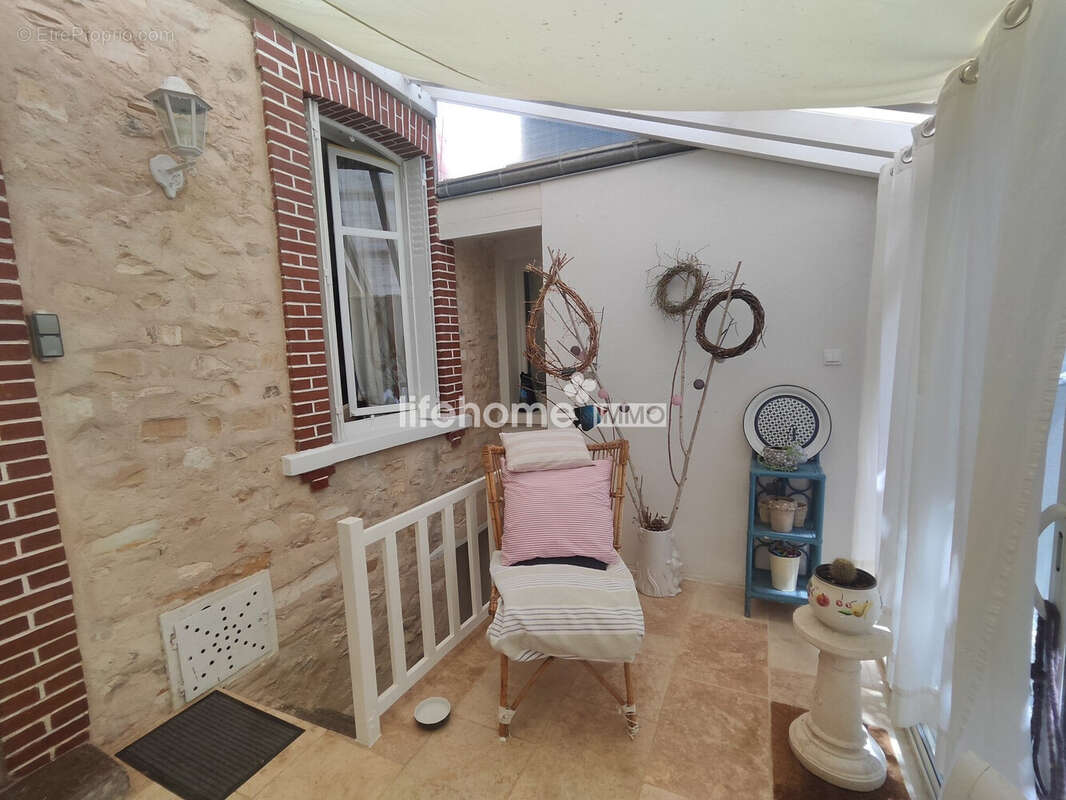 Maison 161 m² à Chateauroux  - photo 9
