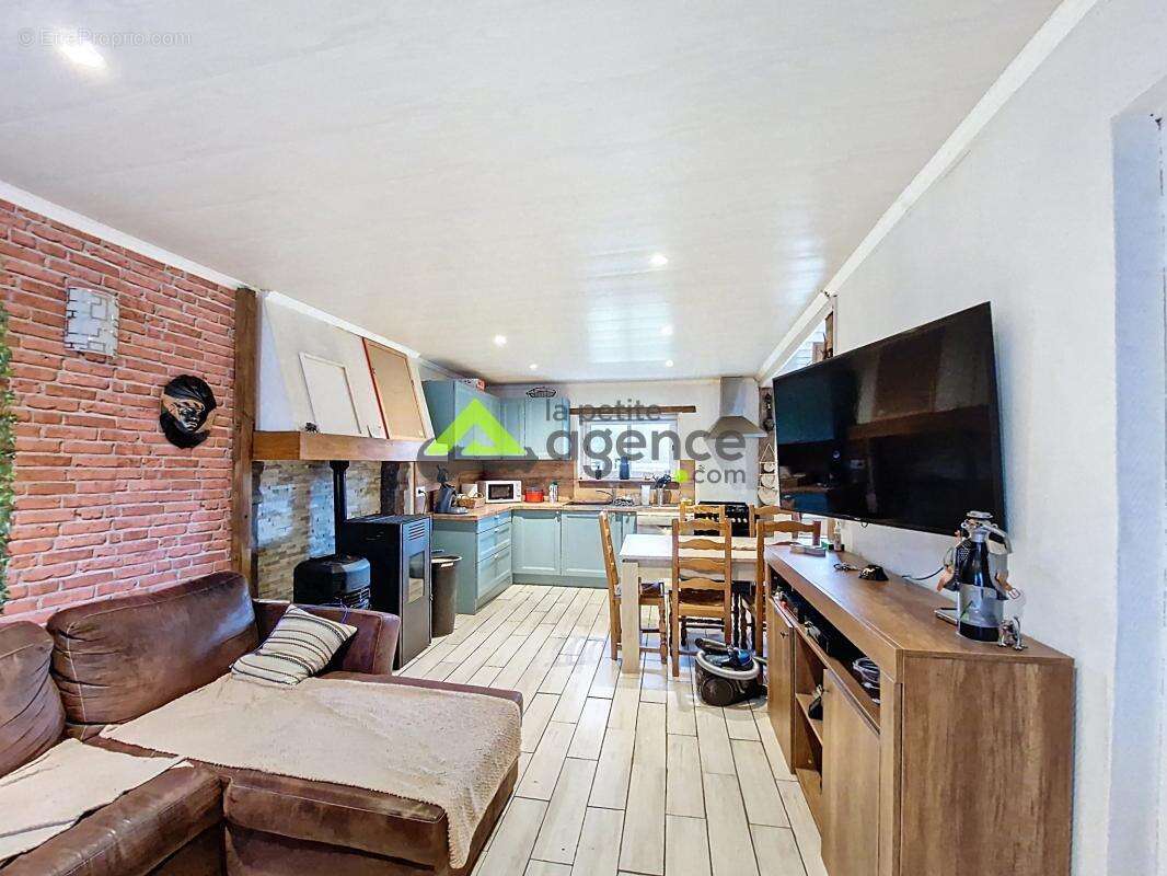 Maison à SAINT-VAURY