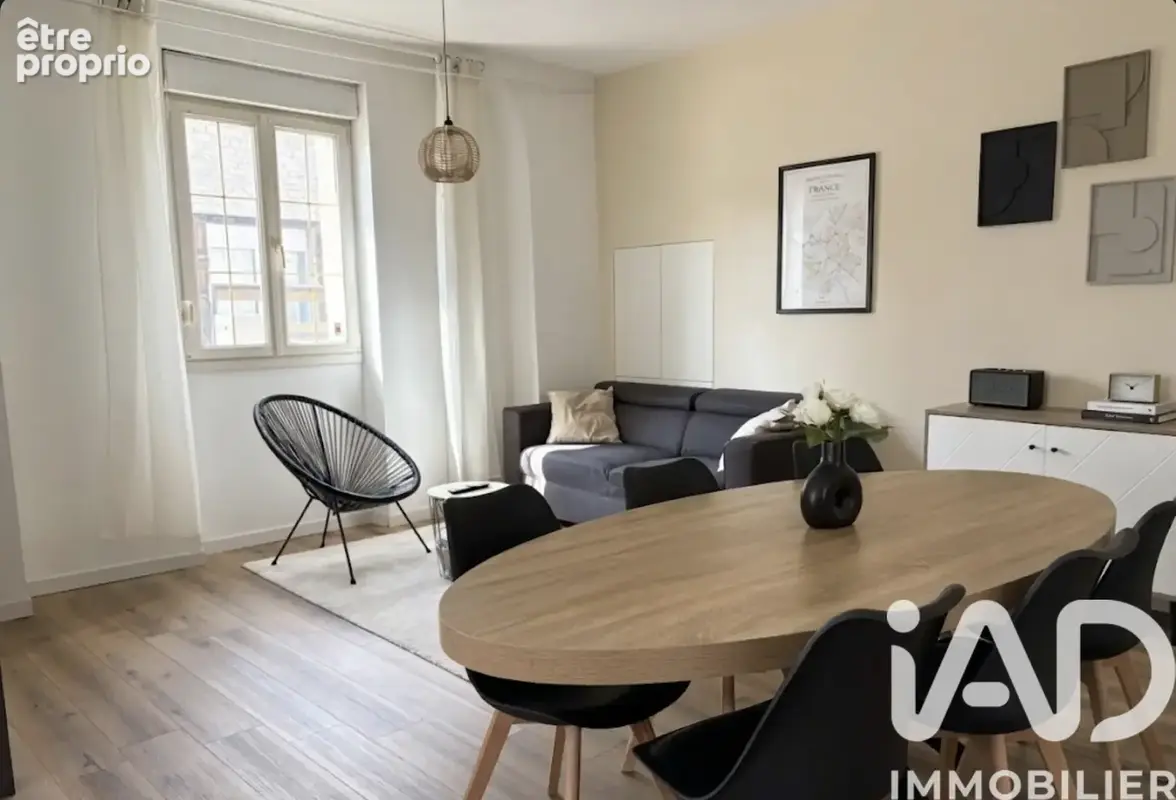Photo 1 - Maison à FRAISANS