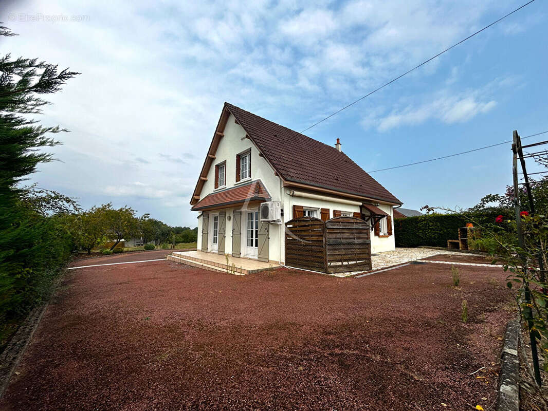 Maison à SAINT-GEORGES-SUR-CHER