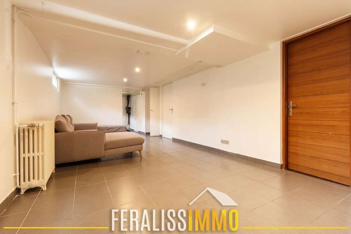 Maison à COURDIMANCHE