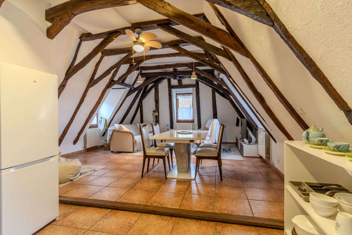 Appartement à BEYNAC-ET-CAZENAC