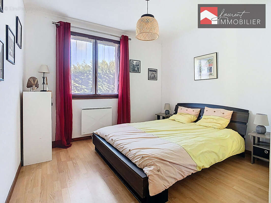 Maison à PONT-DE-VAUX