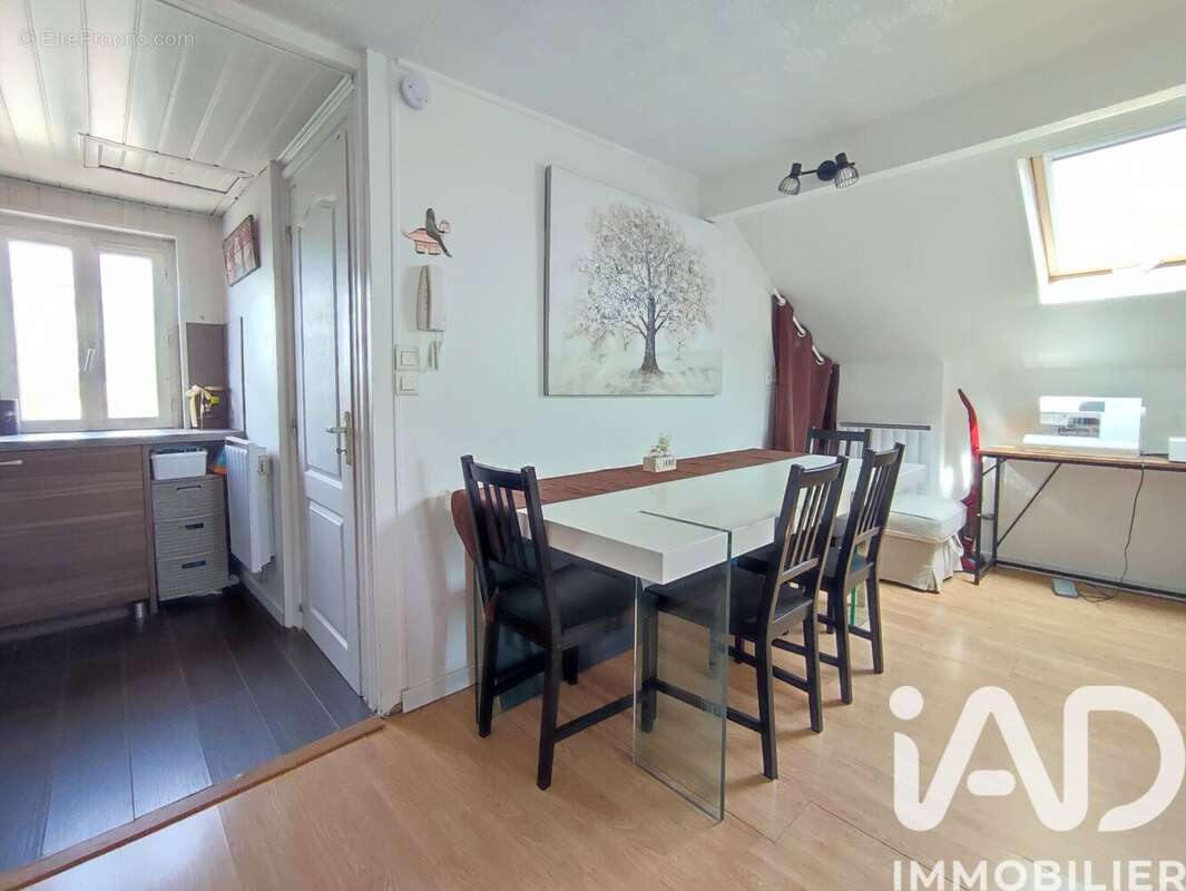 Photo 3 - Appartement à NANTEUIL-LES-MEAUX
