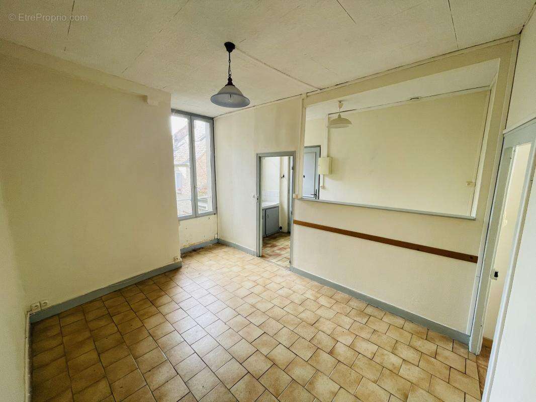 Appartement à ANGERVILLE