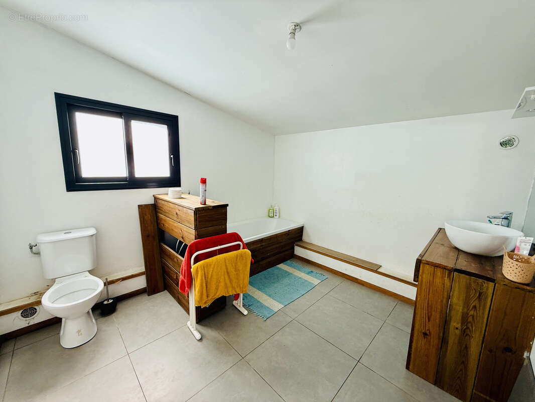 Maison à PETITE-ILE