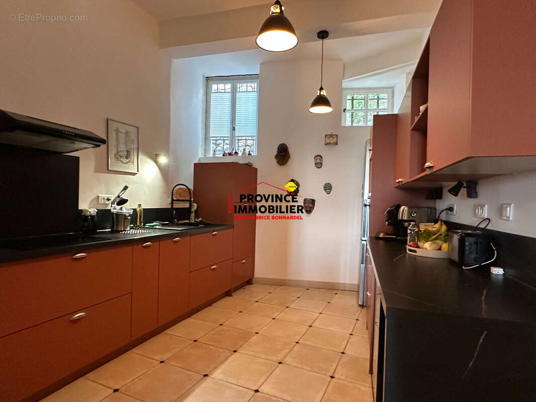 Appartement 160 m² à Grignan  - photo 4