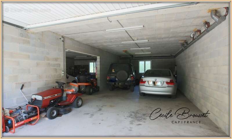 Belle villa de 2002 avec grand terrain et grand garage  SAINT LAURENT DE CERDANS (66) - photo 9