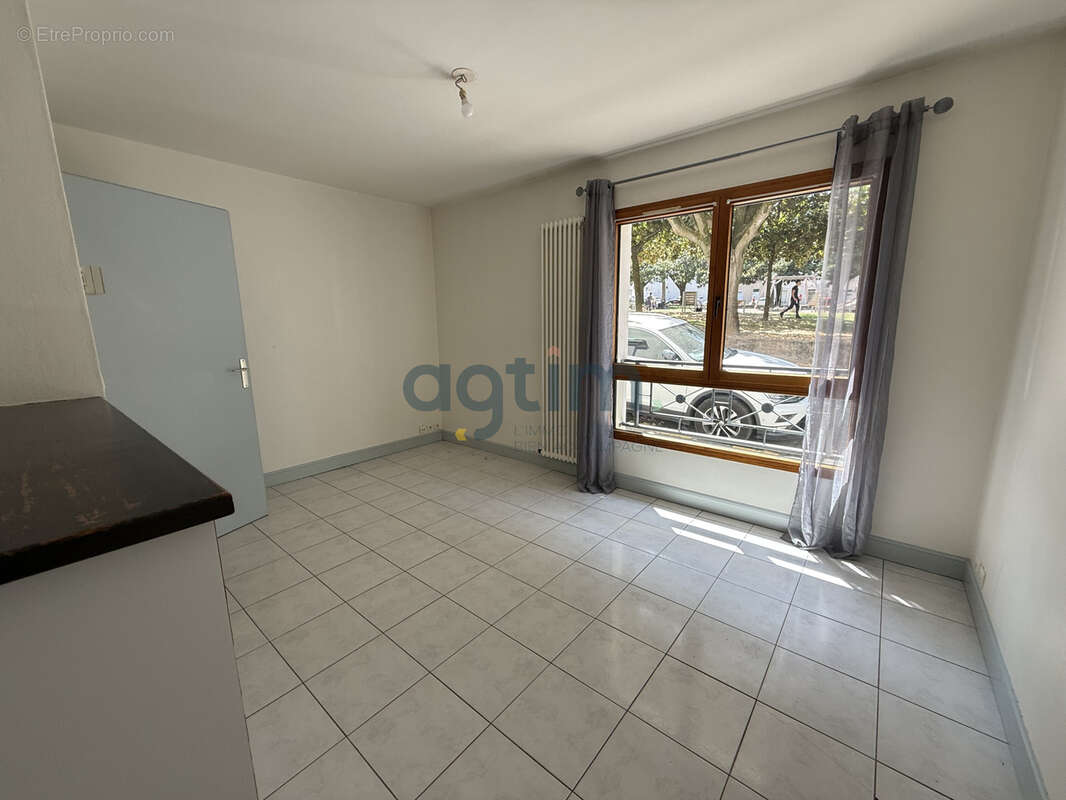 Charmant appartement T2 en rez-de-chaussée   Centre-ville - photo 2
