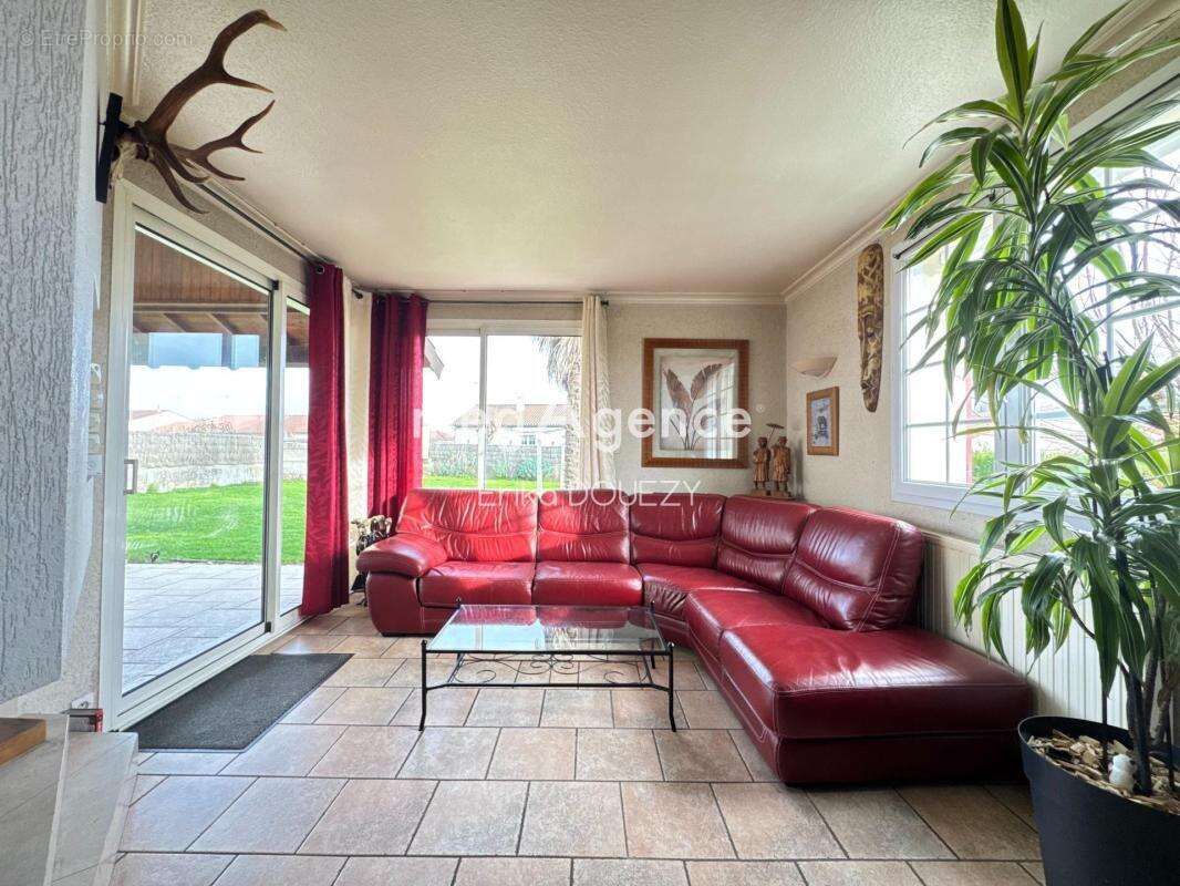 Maison sous-sol 110m², 3 chambres, jardin confortable - photo 3