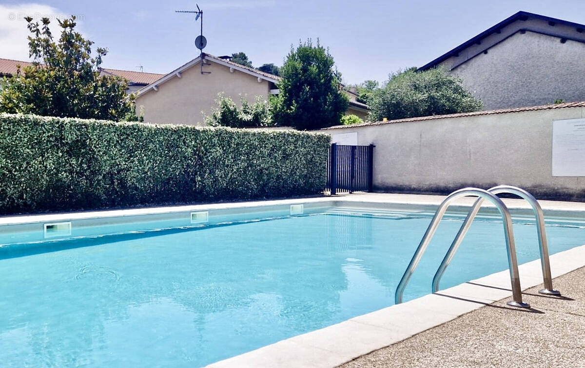 Appartement à SAINT-LAURENT-DE-MURE