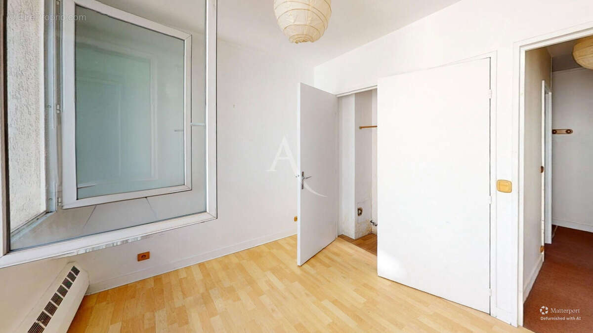 Appartement à PARIS-10E