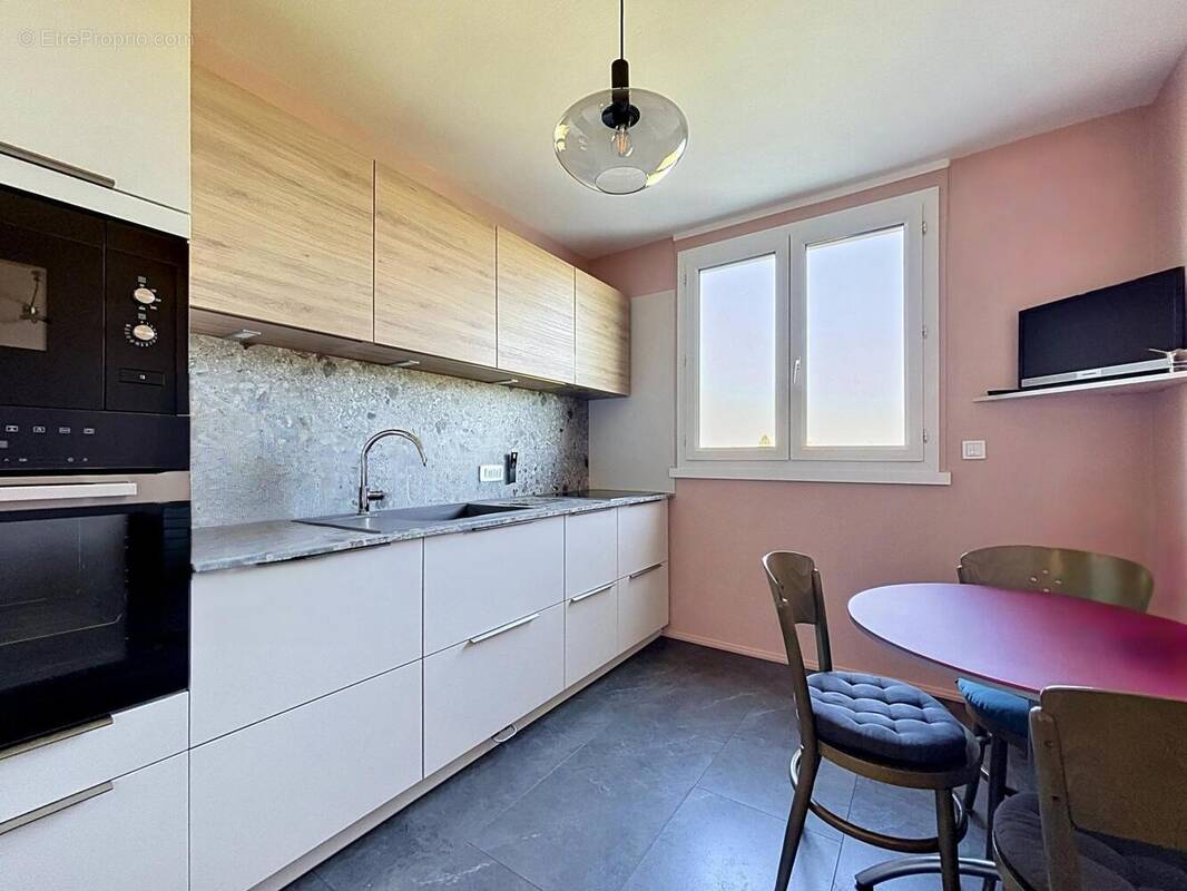 Photo 1 - Appartement à SAINT-CYR-SUR-LOIRE