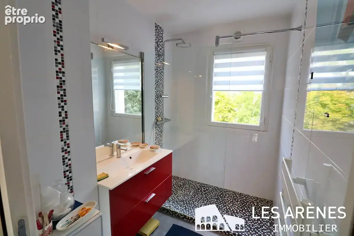 Appartement type 3 avec Ascenseur - Grand Balcon proche MER avec Garage et Cave - photo 4