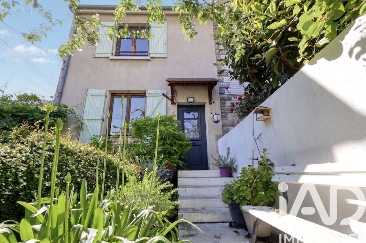 Photo 1 - Maison à BAGNOLET