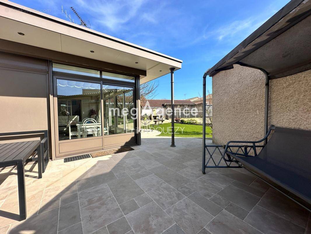 Maison à MAULEVRIER