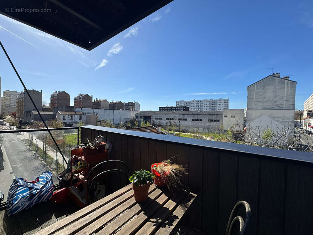 Appartement à AUBERVILLIERS