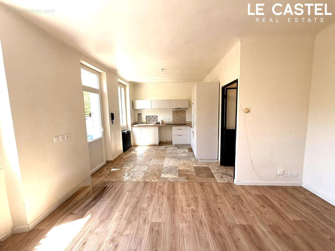 Appartement 90 m² à Aubagne  - photo 2