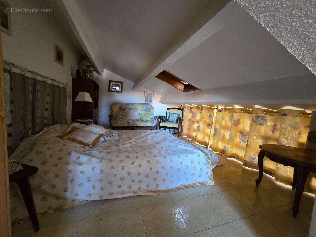 Maison à SAINT-CYPRIEN