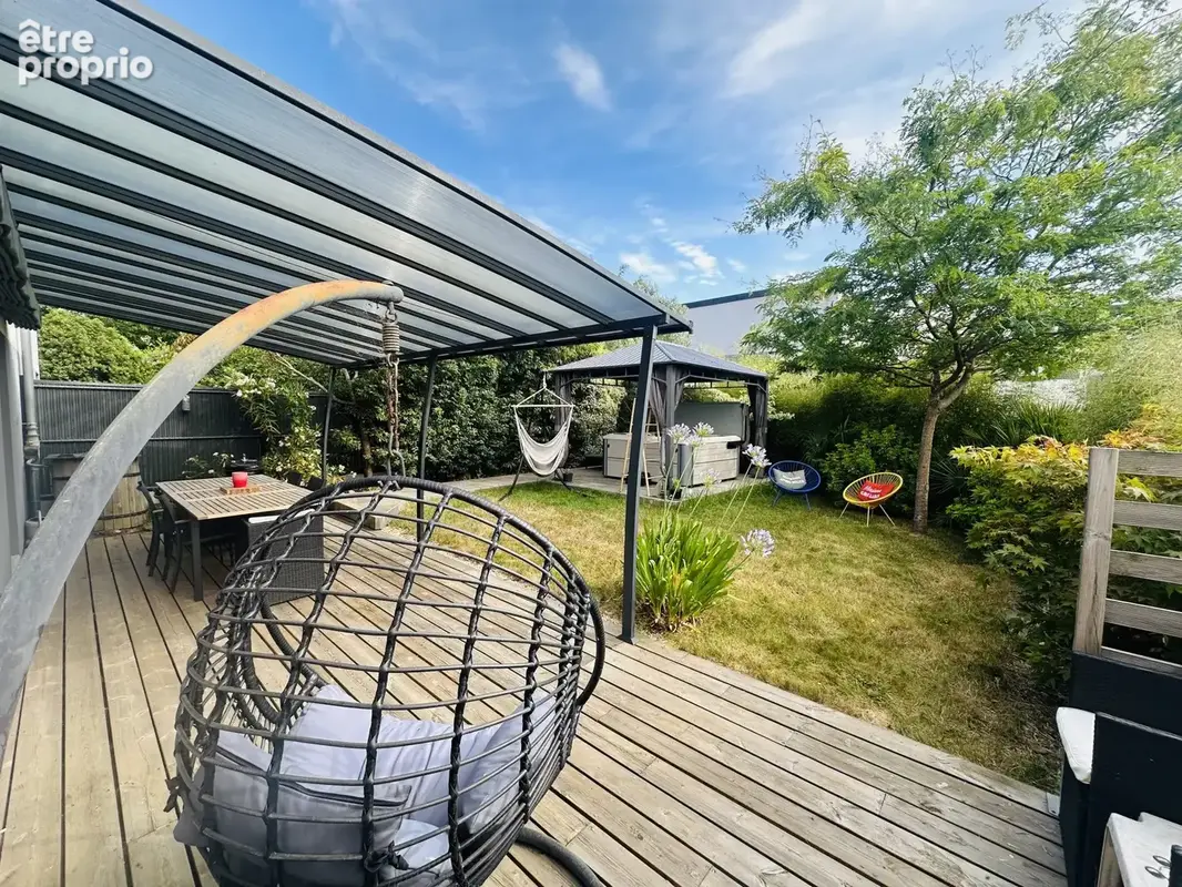 Maison 129 m² à La Chapelle-Des-Fougeretz  - photo 2