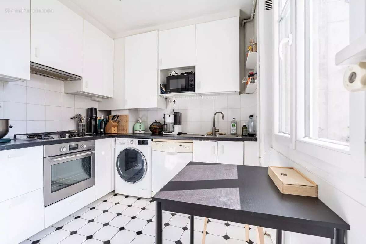Appartement à PARIS-19E