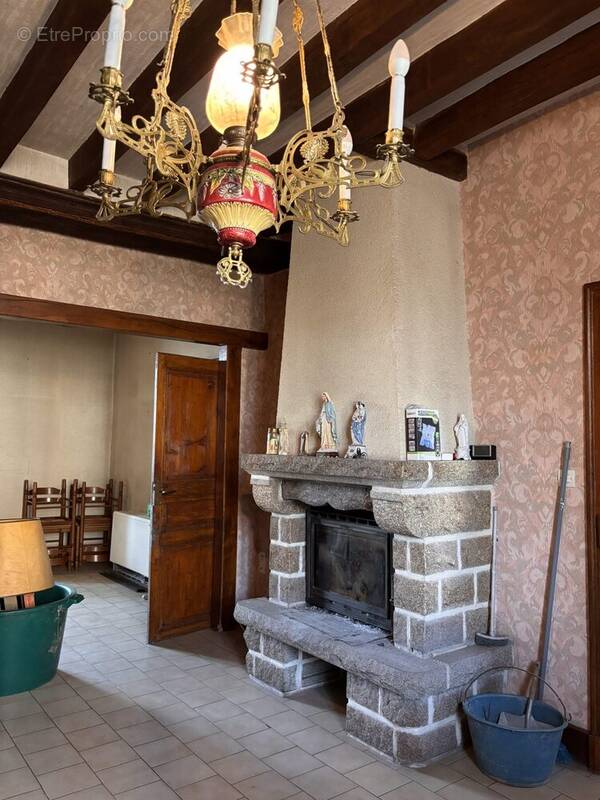 Maison à SILLE-LE-GUILLAUME