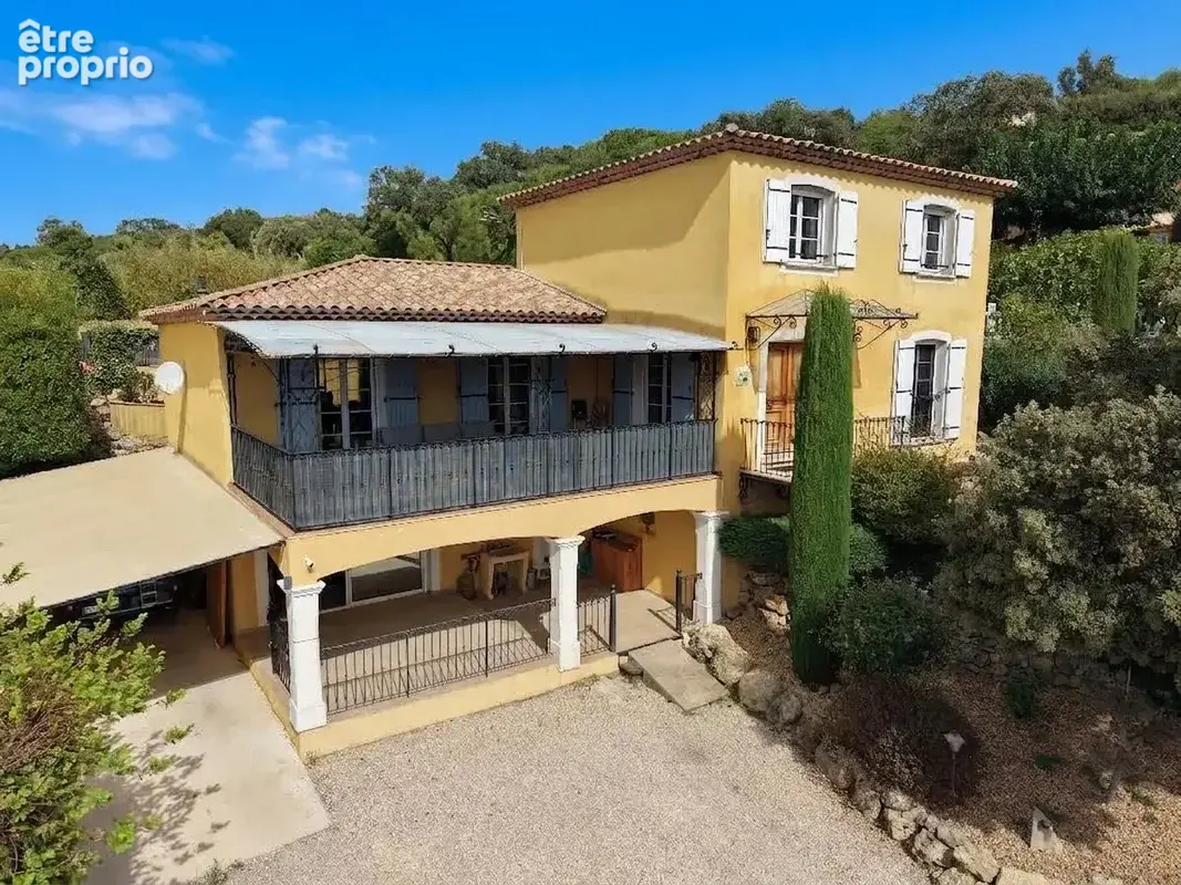 Maison à COTIGNAC