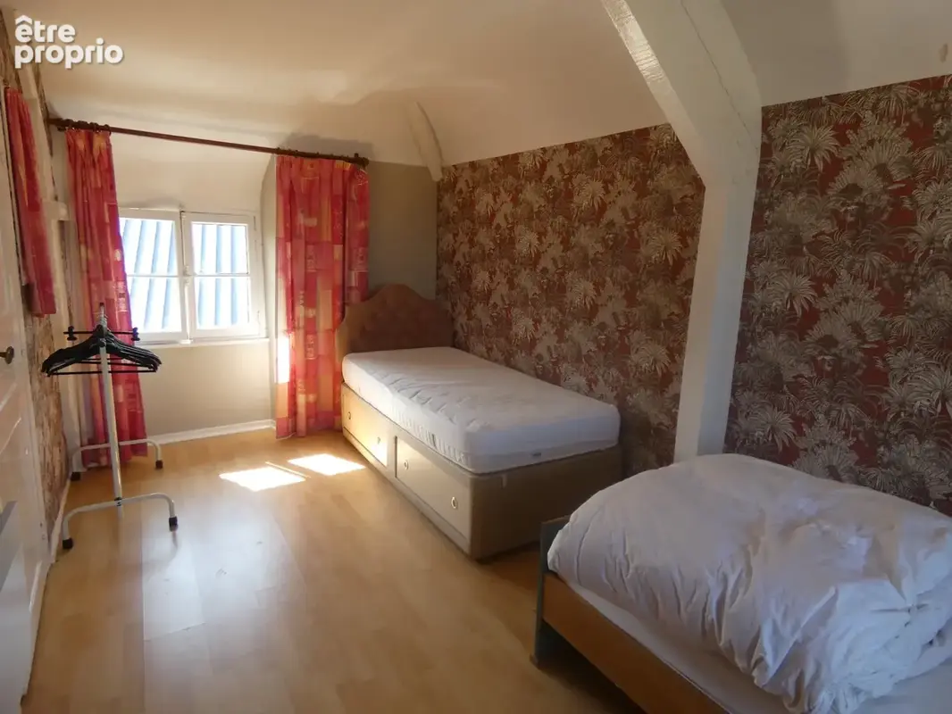 Maison à vendre 6 pièces proche de PONT D'OUILLY (14) de 120 m² habitables sur 1,5 Ha de terrain et dépendances - photo 8