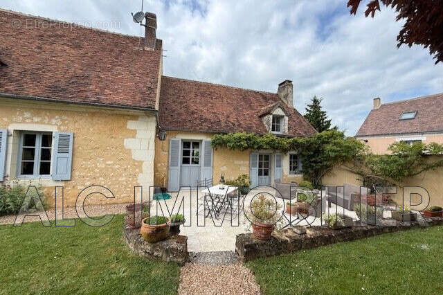Maison à COURCERAULT