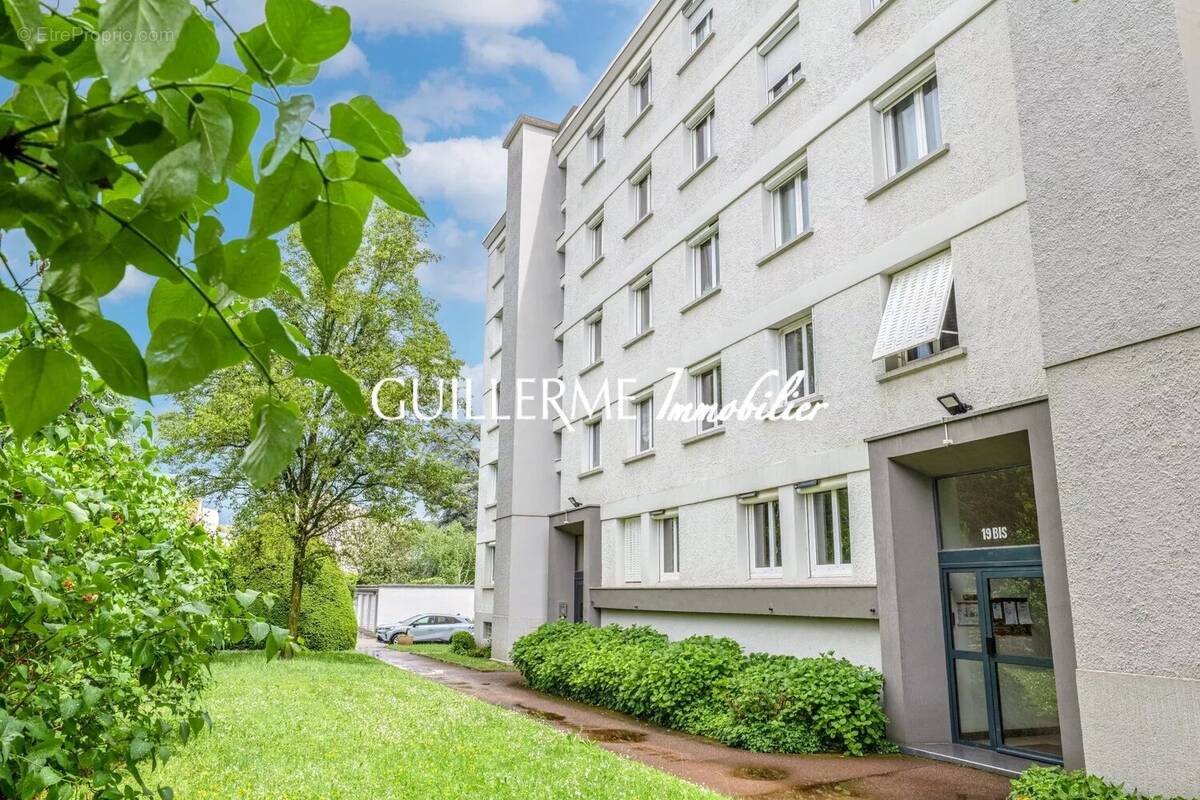 Appartement à CHAMPAGNE-AU-MONT-D'OR