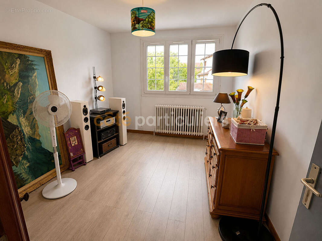 Maison à VILLENEUVE-LE-ROI