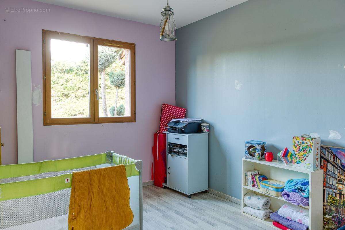 Maison 160 m² à Auberives-Sur-Vareze  - photo 13