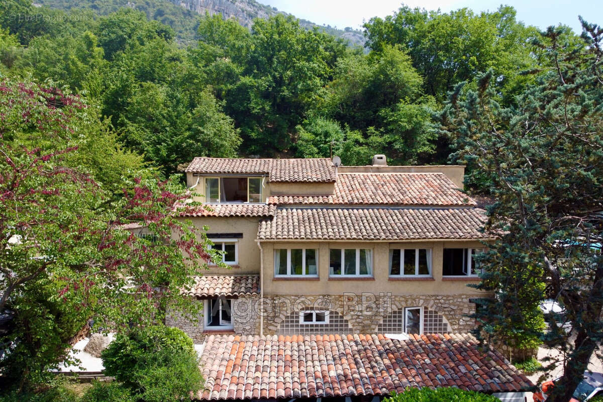 Maison à TOURRETTE-LEVENS