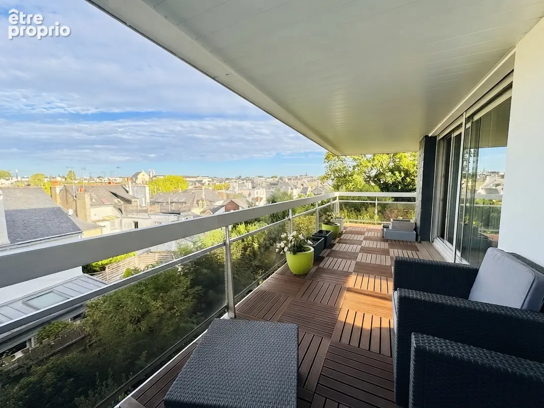 Appartement T3  Résidence Les Capucins , Rive Gauche, Box + Cave+ Parking Extérieur - photo 8