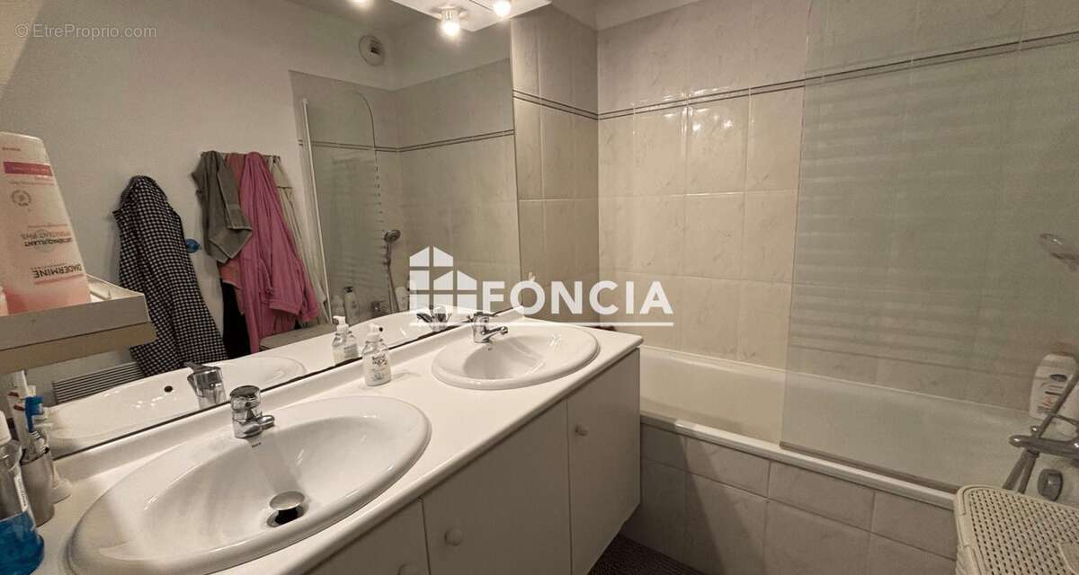 Appartement à LUNEL