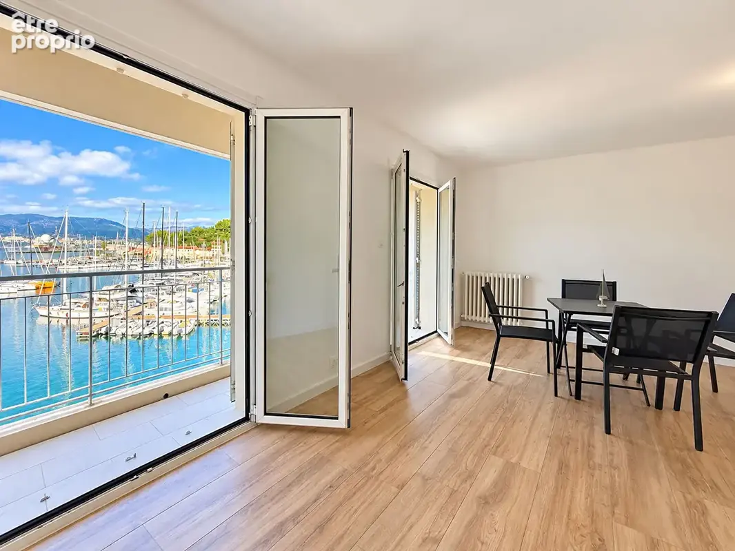 Appartement à SAINT-MANDRIER-SUR-MER