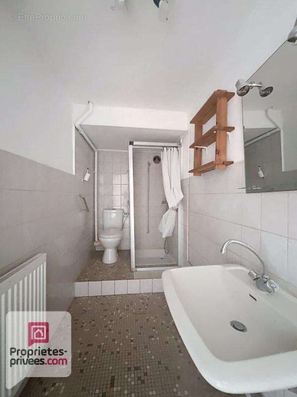 Appartement à VIC-SUR-SEILLE