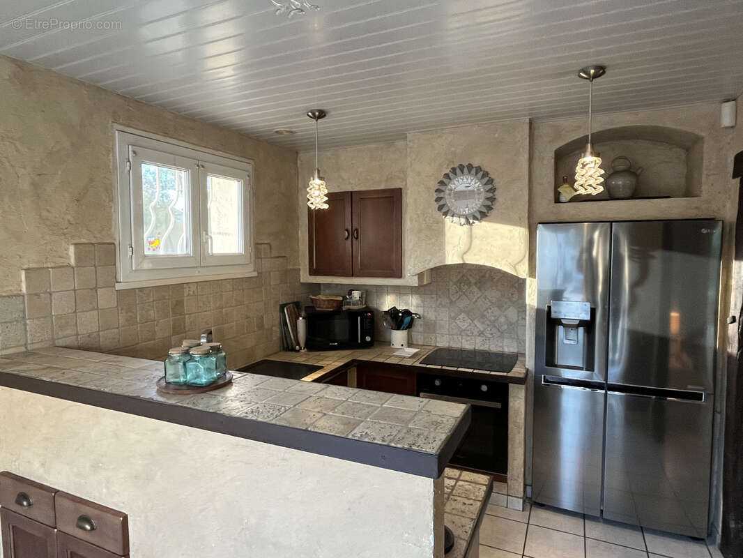 Maison à MONTELIMAR